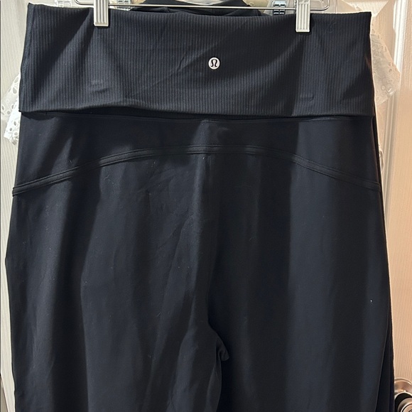 lululemon athletica Pants - NWOT Lululemon Align Super High Rise Fold Over Crop Black Sz 12 Ribbed Waist